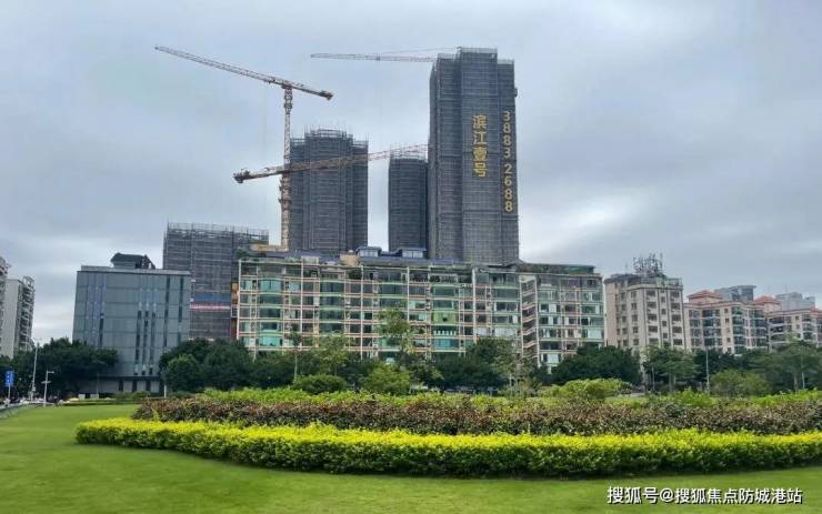 南海滨江一号最新价位揭秘，小巷深处的隐藏美食天堂