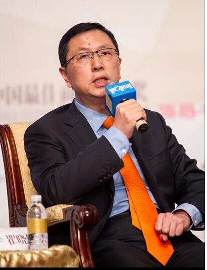 瞿晓铧引领科技新纪元，打造未来生活体验新篇章