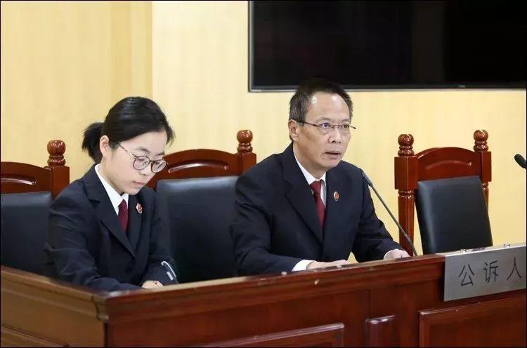 李健最新中国好声音，如何跟随学习并提升歌唱技巧？