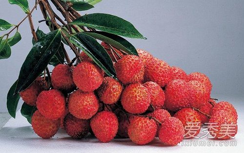 荔枝保存秘籍，如何保持新鲜？一场自然美景与内心平静的旅行探索。