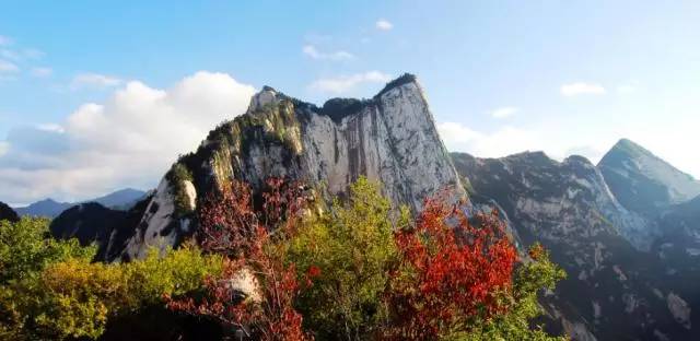 华山论监，自然美景的探索之旅