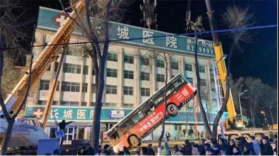 应急管理部最新案例分析，小巷深处特色小店的应急响应与管理