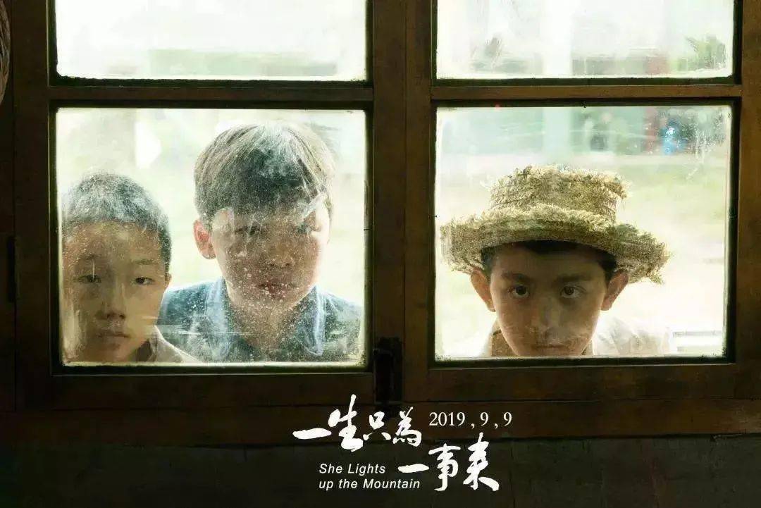 草民电影网，陪伴温馨时光的一天