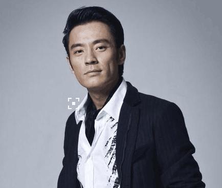 王姓男演员演技提升与角色形象塑造之道