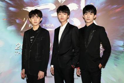 揭秘星光背后的故事，四百多页明星PDF深度探索之旅