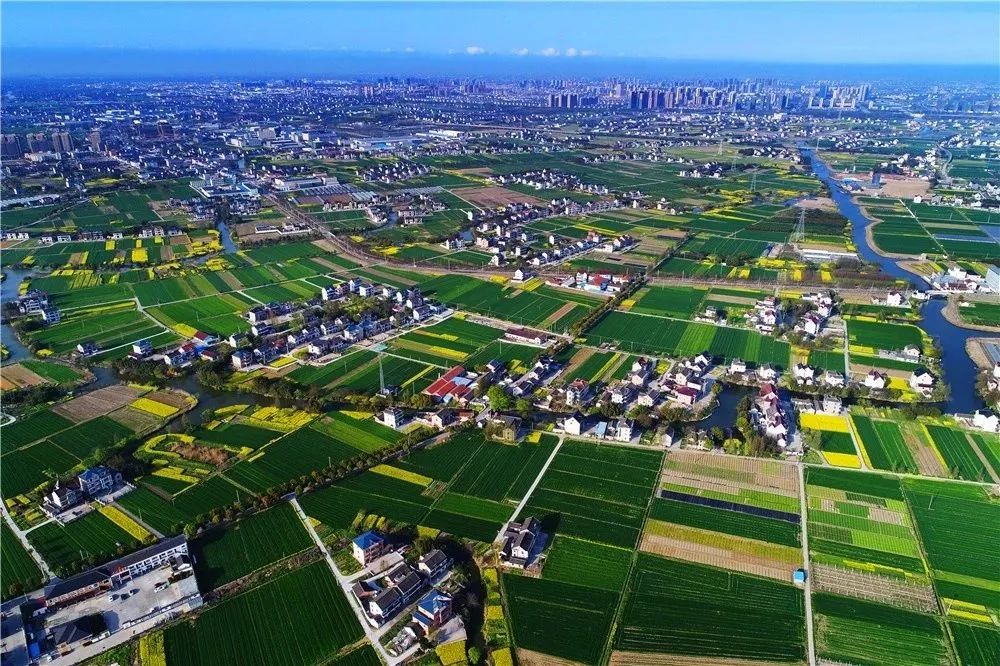 EPS最新报价，开启与自然美景的浪漫之旅，你准备好了吗？