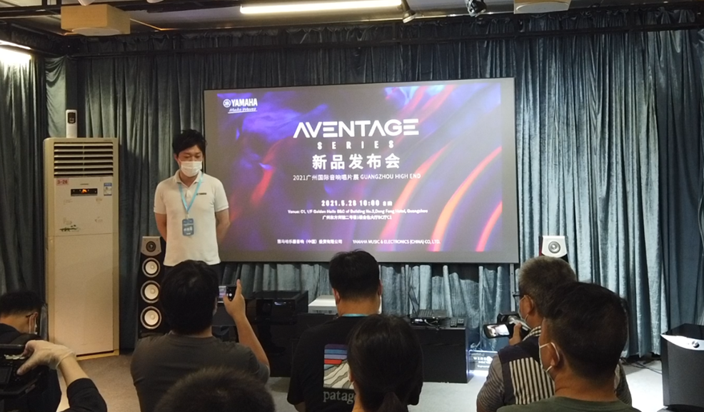 新密新闻最新动态，高科技产品引领未来智能生活体验