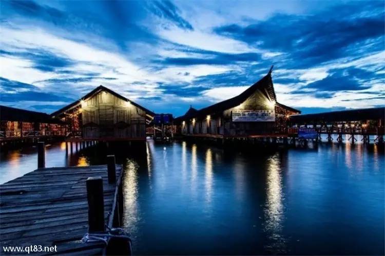 日本最新下海探险，心灵平静之旅的启程