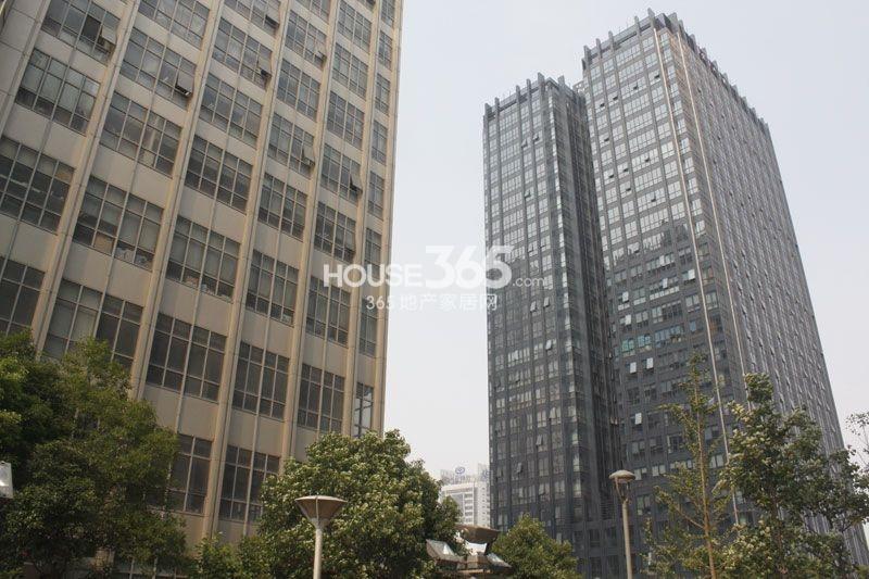 燕郊最新楼盘的温馨生活日常