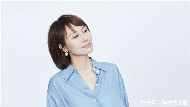 袁泉最新照片，展现多元魅力的瞬间风采
