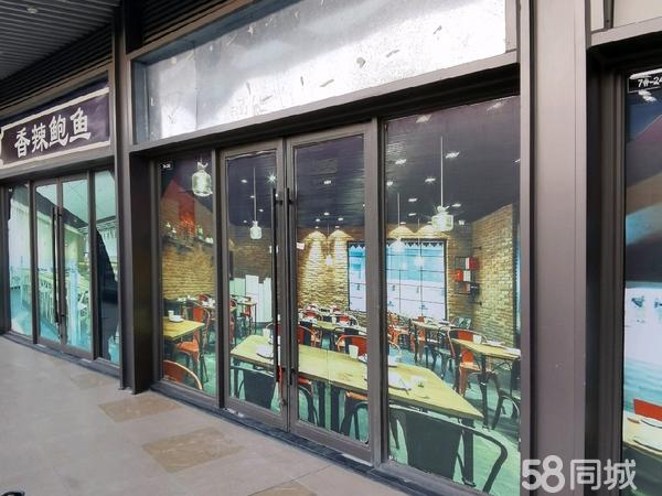 科技前沿商铺体验，引领未来生活新潮的店面出租