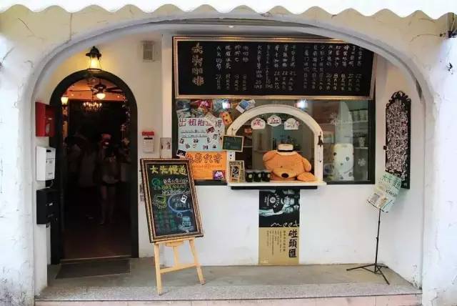 三星最新图片系列，小巷深处的独特小店探秘之旅