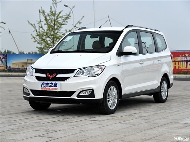 五菱宏光S最新动态，启程探索自然美景，寻找内心平静的力量